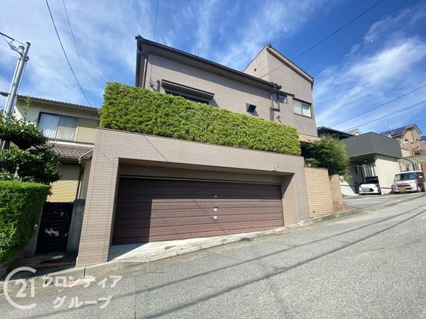 明石市朝霧東町２丁目の中古一戸建て