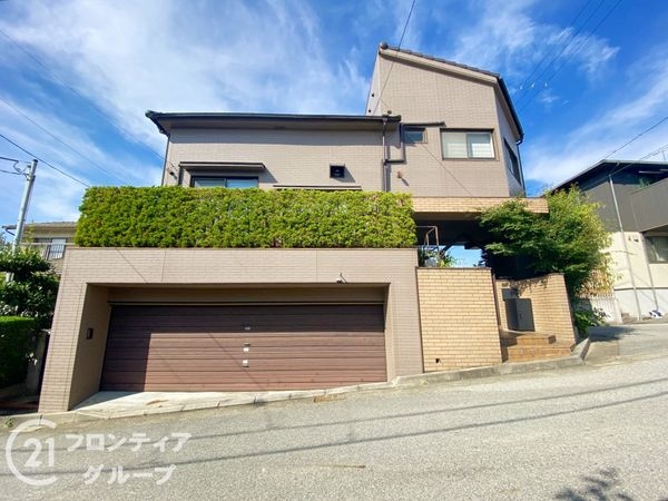 明石市朝霧東町２丁目の中古一戸建て