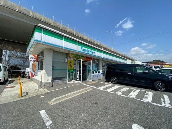 神戸市西区学園東町４丁目の中古一戸建て(ファミリーマート布施畑店)