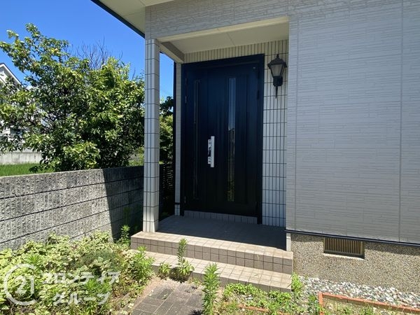 明石市魚住町金ケ崎　中古一戸建て