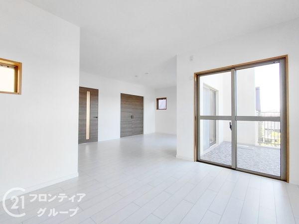 西神南ヒルズ４番館　中古マンション