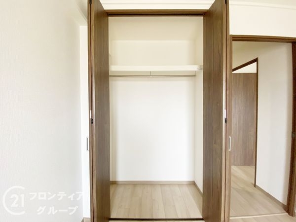 ロイヤルコーポ朝霧　中古マンション