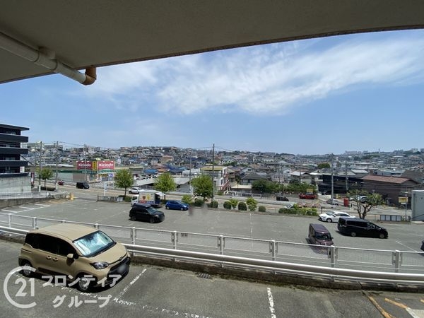 ロイヤルコーポ朝霧　中古マンション
