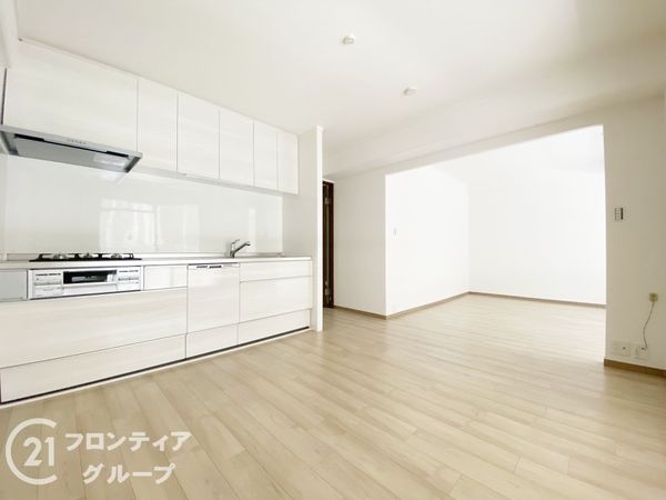 ロイヤルコーポ朝霧　中古マンション