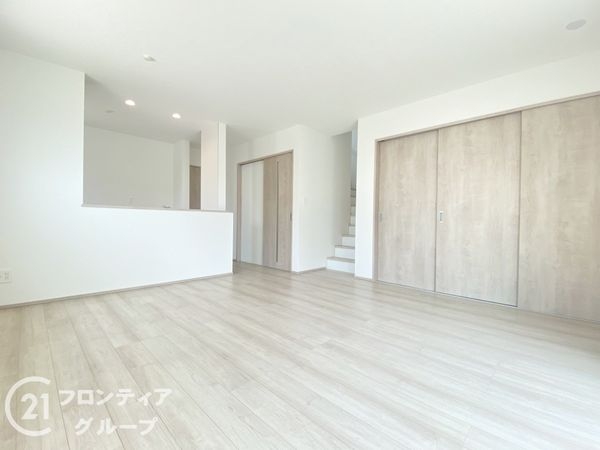 明石市魚住町西岡　新築一戸建て　５期　F号棟