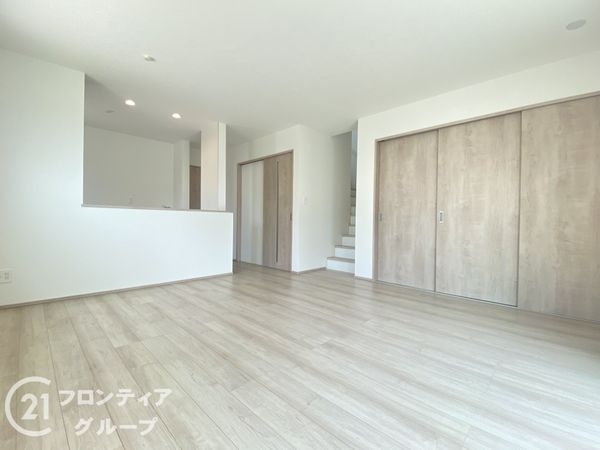 明石市魚住町西岡　新築一戸建て　５期　F号棟
