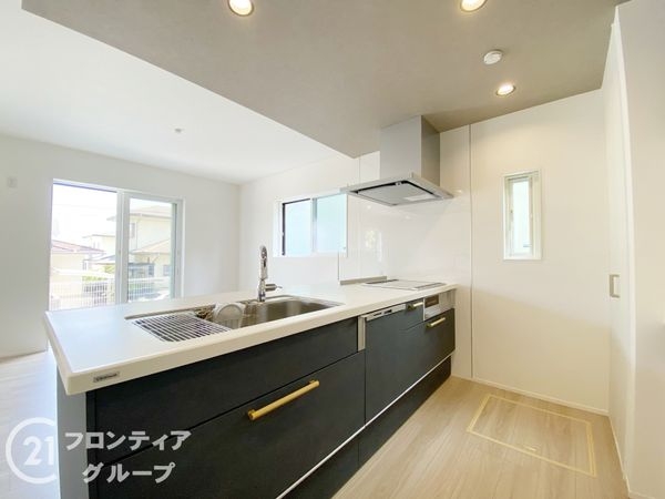 神戸市須磨区若草町２丁目　新築一戸建て　全１区画