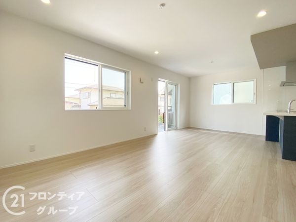 神戸市須磨区若草町２丁目　新築一戸建て　全１区画