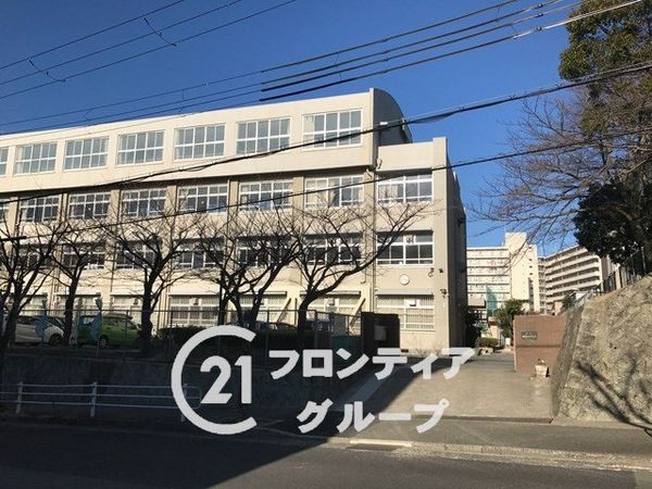 明舞北センター１号棟　中古マンション(神戸市立神陵台中学校)