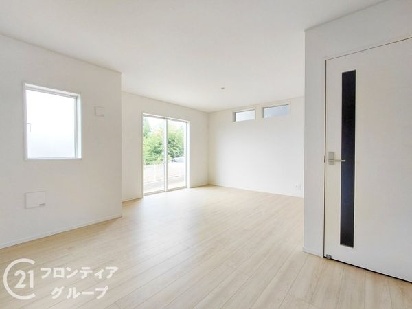 神戸市西区伊川谷町有瀬　新築一戸建て　第７　３号棟