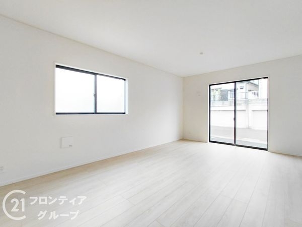 神戸市西区伊川谷町有瀬　新築一戸建て　第７　５号棟