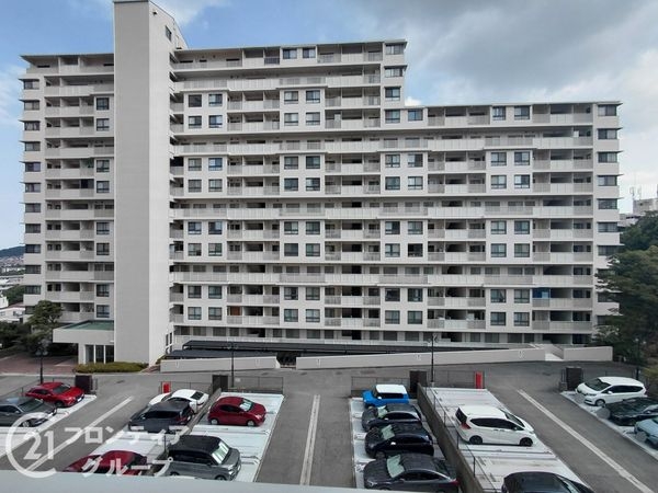 須磨パークヒルズＦ棟　中古マンション