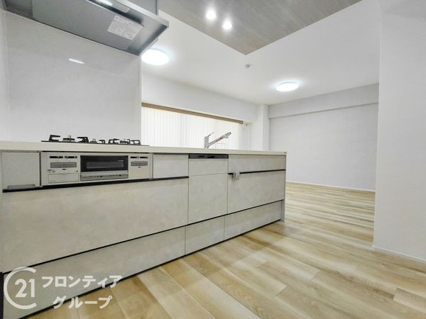 須磨パークヒルズＦ棟　中古マンション
