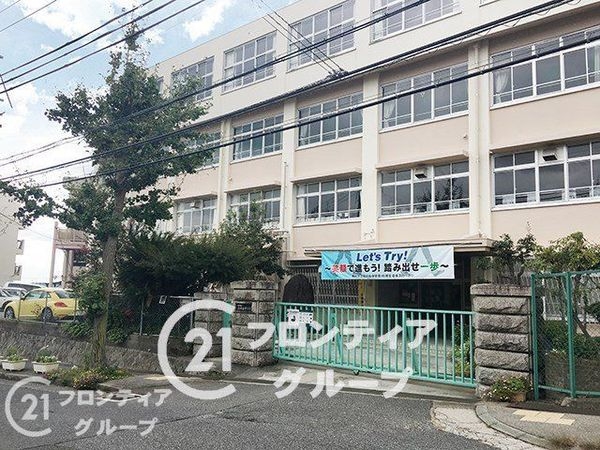 神戸市須磨区白川台１丁目　新築一戸建て　５期　２号棟(神戸市立白川台中学校)