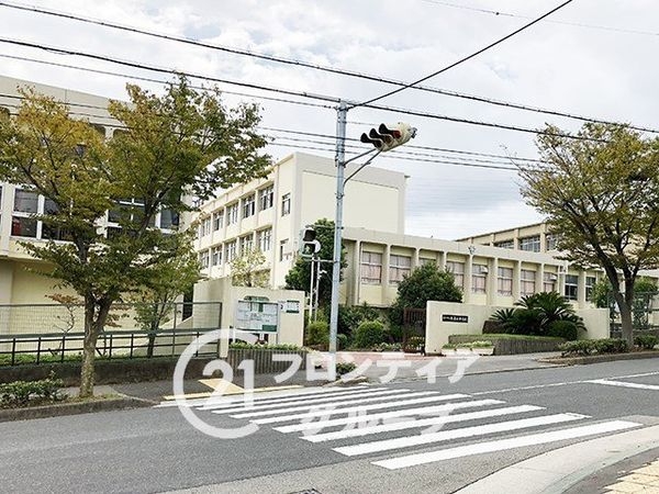 名谷１８団地７５号棟　中古マンション(神戸市立西落合中学校)