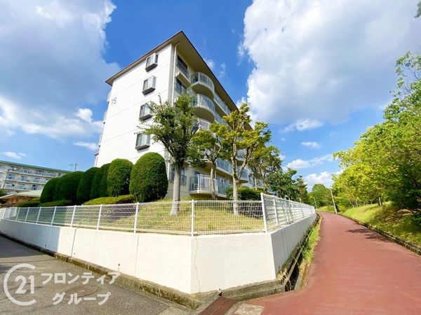 名谷１８団地７５号棟　中古マンション