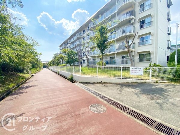 名谷１８団地７５号棟　中古マンション