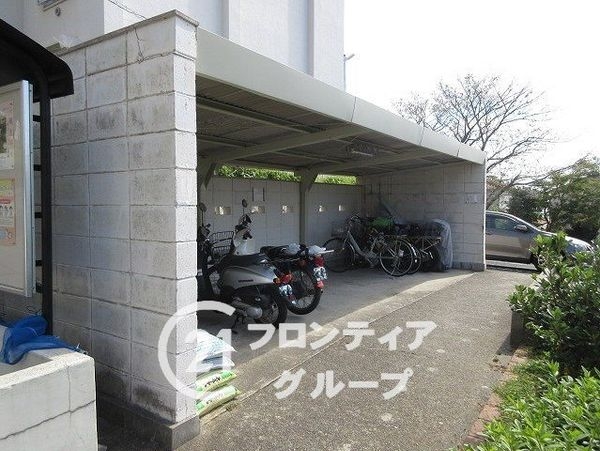 塩屋住宅１号棟　中古マンション