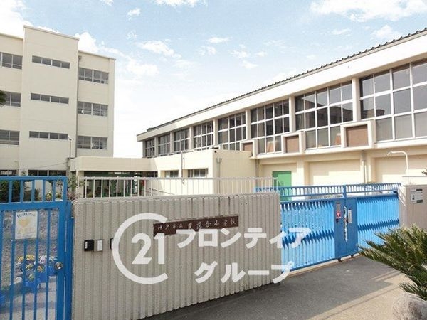 神戸市須磨区東落合３丁目　新築一戸建て　全２区画　Ｂ号棟(神戸市立東落合小学校)