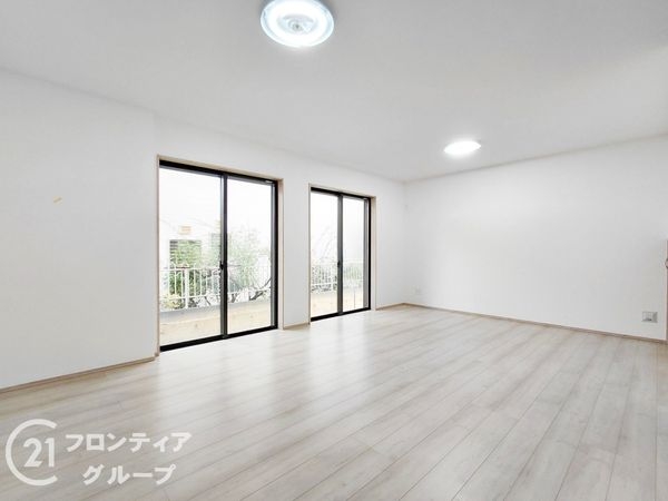 神戸市須磨区東落合３丁目　新築一戸建て　全２区画　Ｂ号棟