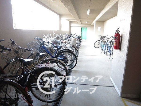 ネオハイツ神陵台　中古マンション