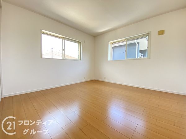 明石市二見町西二見駅前３丁目の中古一戸建て