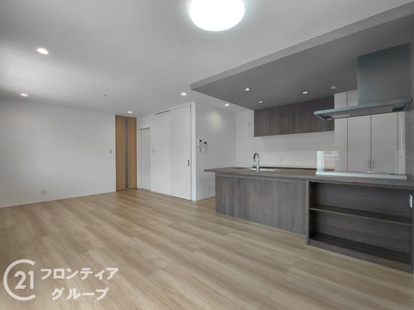 神戸市須磨区若草町３丁目　新築一戸建て　全１区画