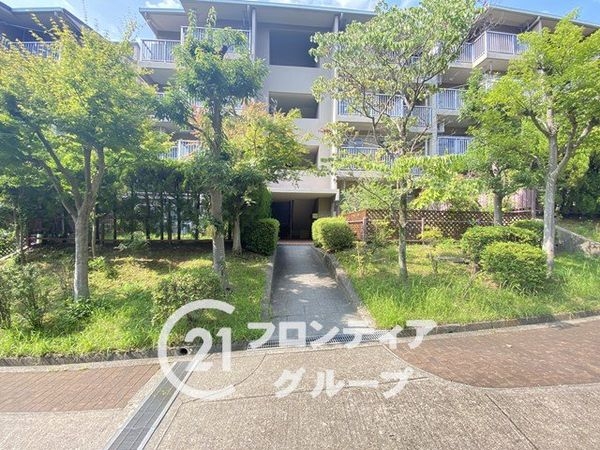 名谷竜が台東住宅１７号棟　中古マンション