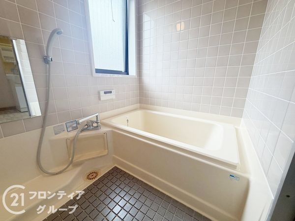 神戸市西区月が丘５丁目　中古一戸建て