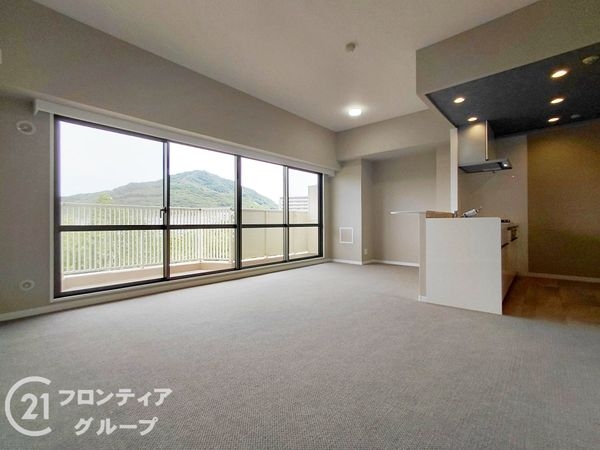 須磨パークヒルズD棟　中古マンション