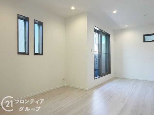神戸市須磨区青葉町１丁目　新築一戸建て