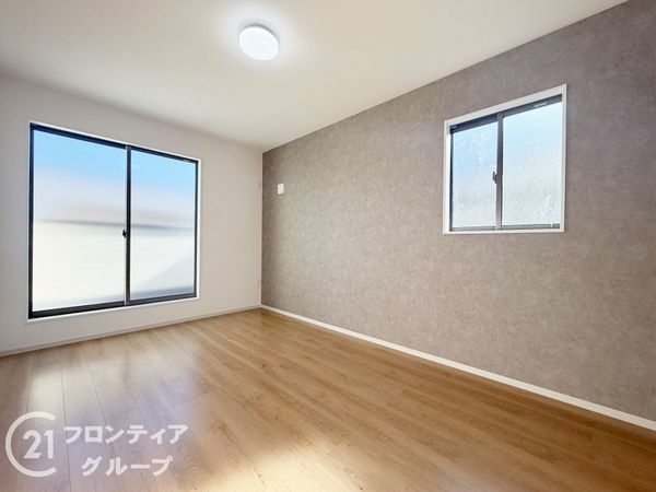神戸市須磨区緑が丘２丁目　新築一戸建て　３期　２号棟
