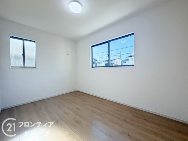 神戸市須磨区緑が丘２丁目　新築一戸建て　３期　２号棟