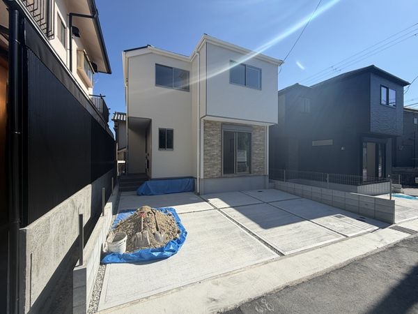 神戸市須磨区緑が丘２丁目　新築一戸建て　３期　２号棟