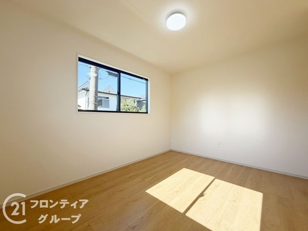 神戸市須磨区緑が丘２丁目　新築一戸建て　３期　１号棟