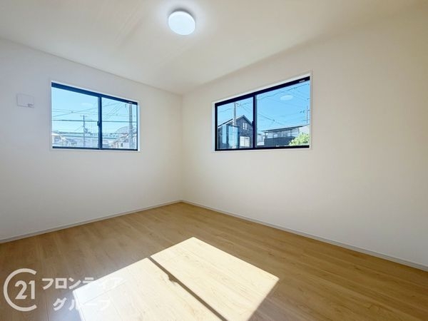 神戸市須磨区緑が丘２丁目　新築一戸建て　３期　１号棟