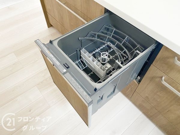 神戸市垂水区千鳥が丘１丁目　新築一戸建て　２号棟