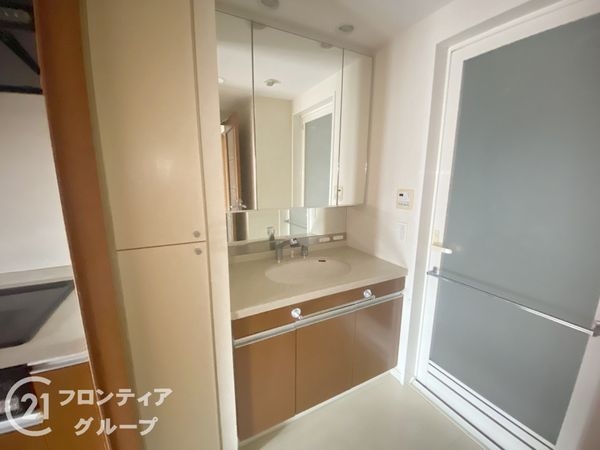 ワコーレ霞ヶ丘景彩館　中古マンション