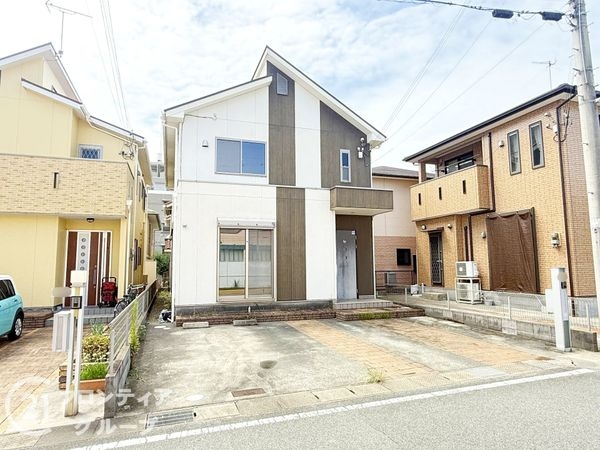 明石市二見町西二見駅前３丁目の中古一戸建て
