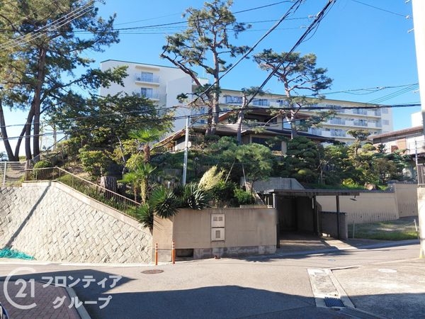 明石市朝霧東町３丁目の中古一戸建て
