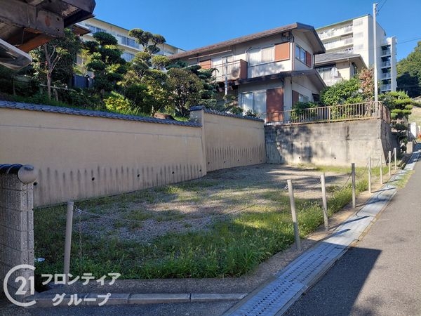 明石市朝霧東町３丁目　中古一戸建て