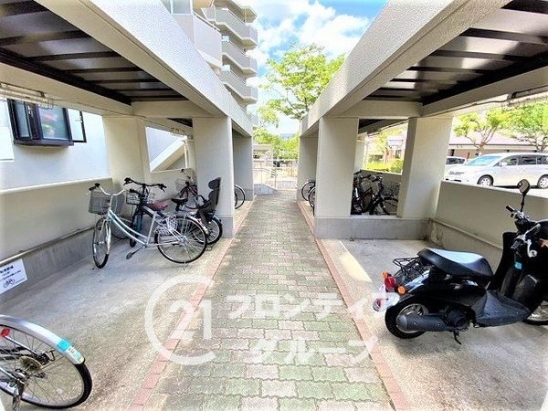 アバンドーネ西神春日台２号棟　中古マンション