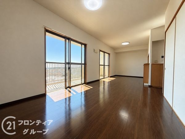 西神南ヒルズ6番館　中古マンション