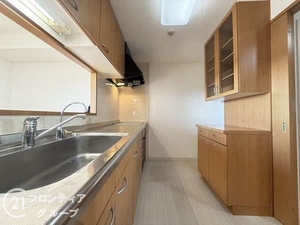 西神南ヒルズ6番館　中古マンション