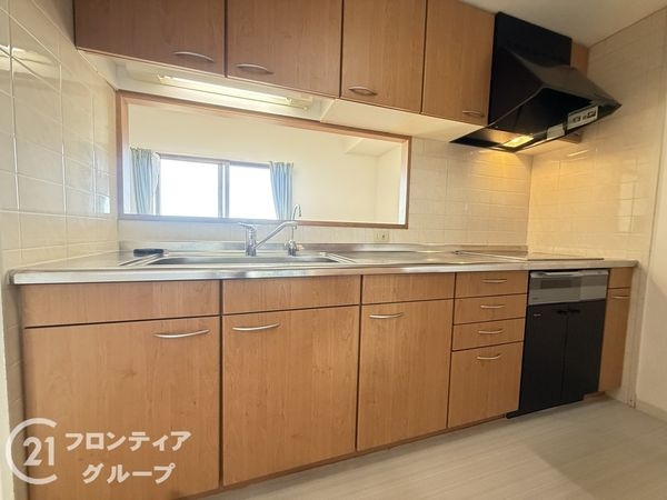 西神南ヒルズ6番館　中古マンション