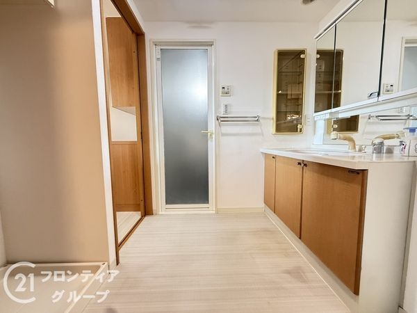 西神南ヒルズ6番館　中古マンション