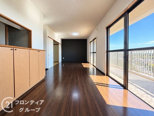 西神南ヒルズ6番館　中古マンション