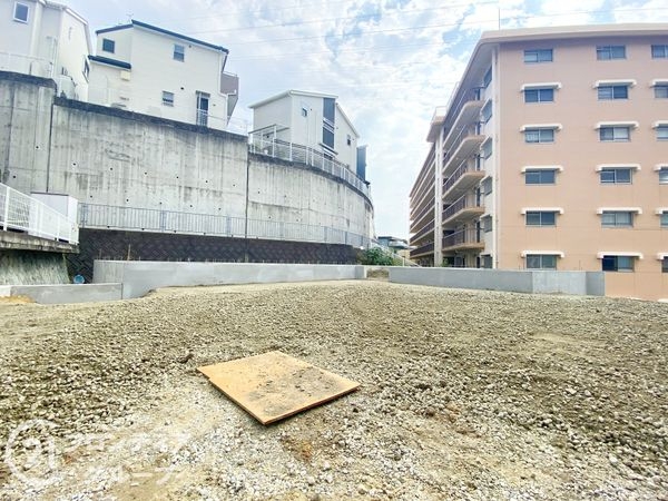 神戸市垂水区舞子坂３丁　新築一戸建て　全１区画