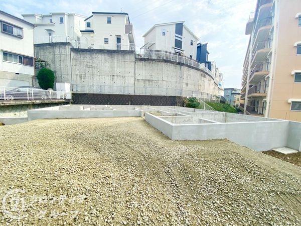 神戸市垂水区舞子坂３丁　新築一戸建て　全１区画