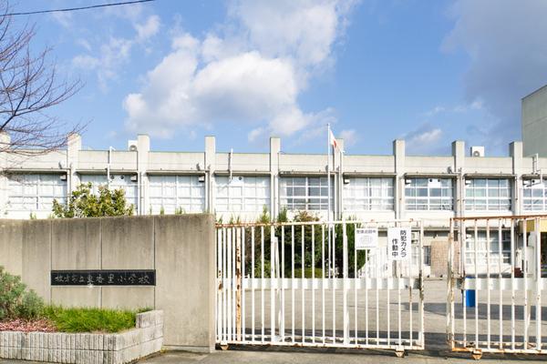 枚方市茄子作3丁目の中古一戸建て(枚方市立東香里小学校)